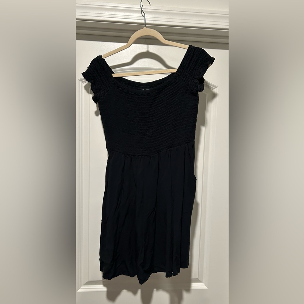 EXPRESS OFF the shoulder Mini Dress - Medium